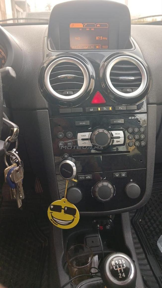 opel corsa 2014 en bonne etat 