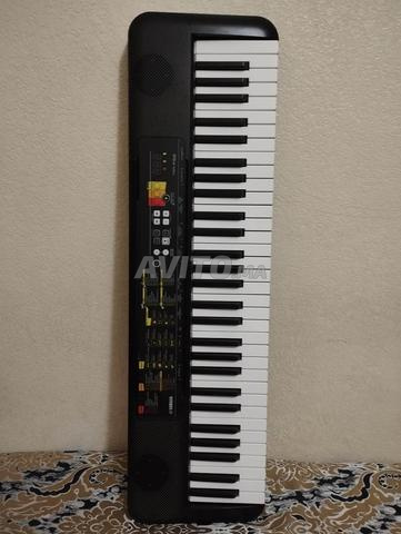 Piano Yamaha PSR-F52 - Clavier Yamaha - 2