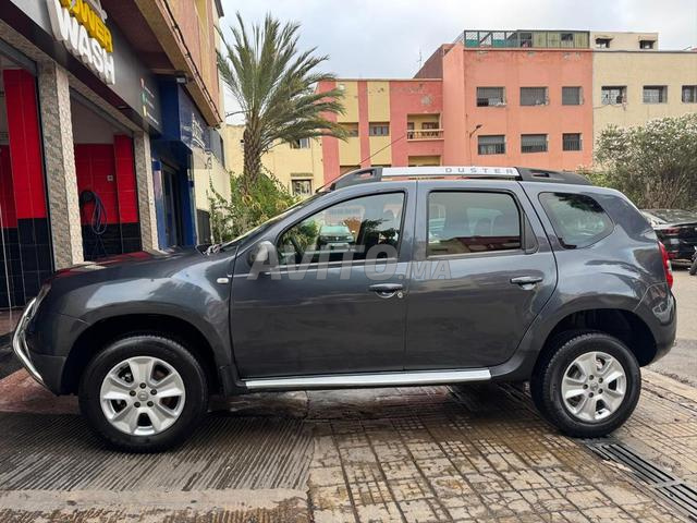 Dacia Duster 2015 Diesel faible kilométrage très bon état