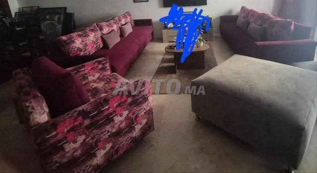 بيع أثاث بحالة جيدة