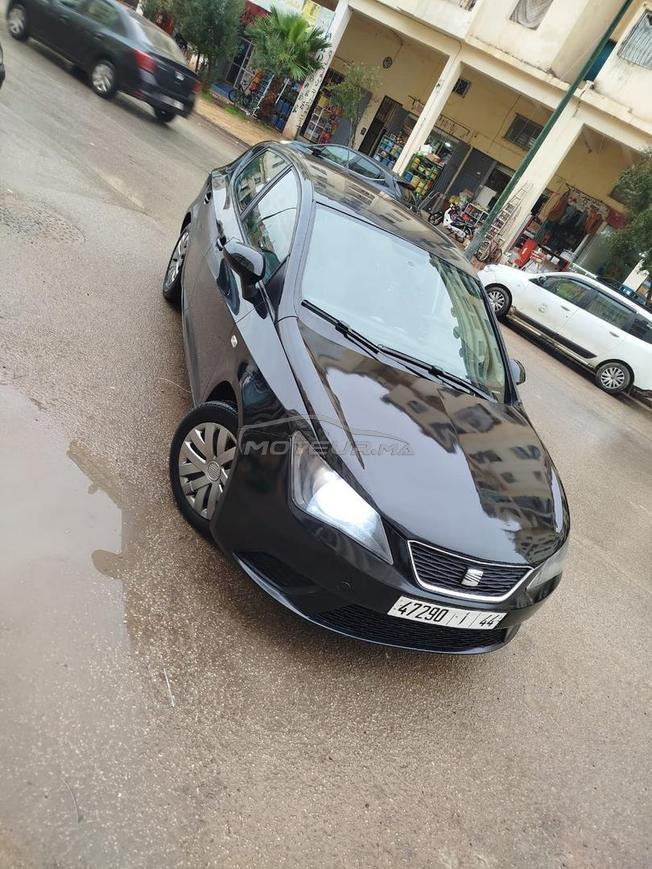 je me vente ma voiture seat Ibiza très bon état…..