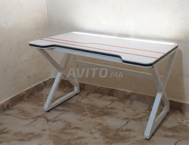 مكتب عصري أنيق باللون الأبيض جديد - 2
