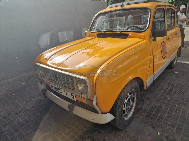 RENAULT 4L / R4