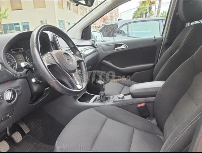 Mercedes B180