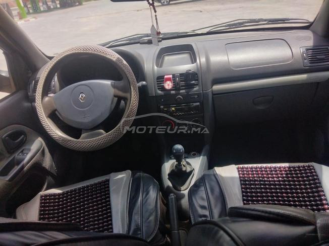 Renault Clio Compus Essence Manuelle 2012 à Agadir