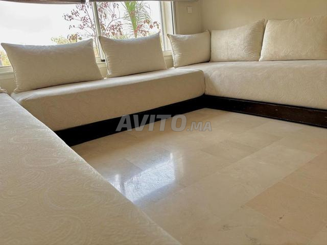 Salon marocain / banquettes Simmons
