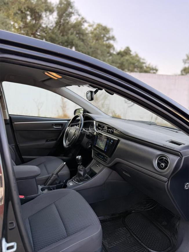 Toyota Corolla prestige 
