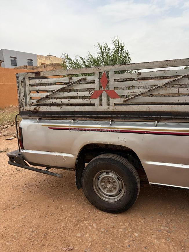 vente voiture pickup mutchibichi L 200 model 1999