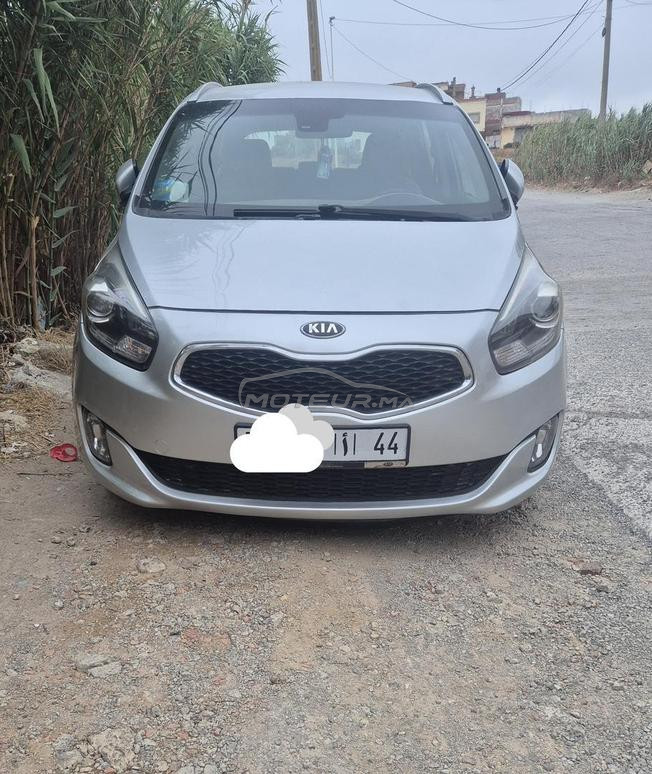 kia carens