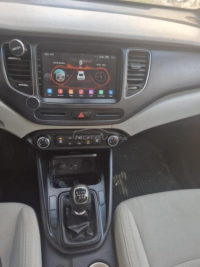 kia carens