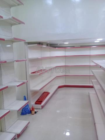 Étagères métalliques professionnelles pour supermarché