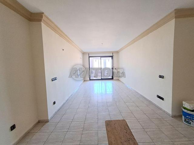 CMN-MA-1938 - Appartement à vendre à Les hôpitaux - 2