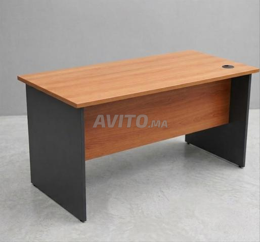 Bureau professionnel en bois (120 × 60 cm) - 2
