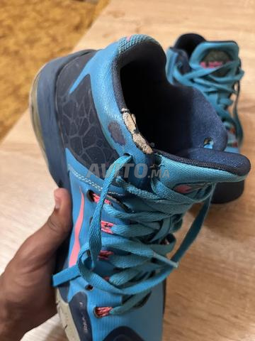 Chaussures de basket-ball taille 40 - 2