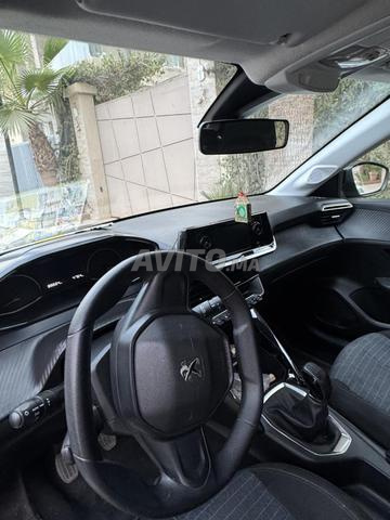 Peugeot 208 2023 – 88 000 km essence