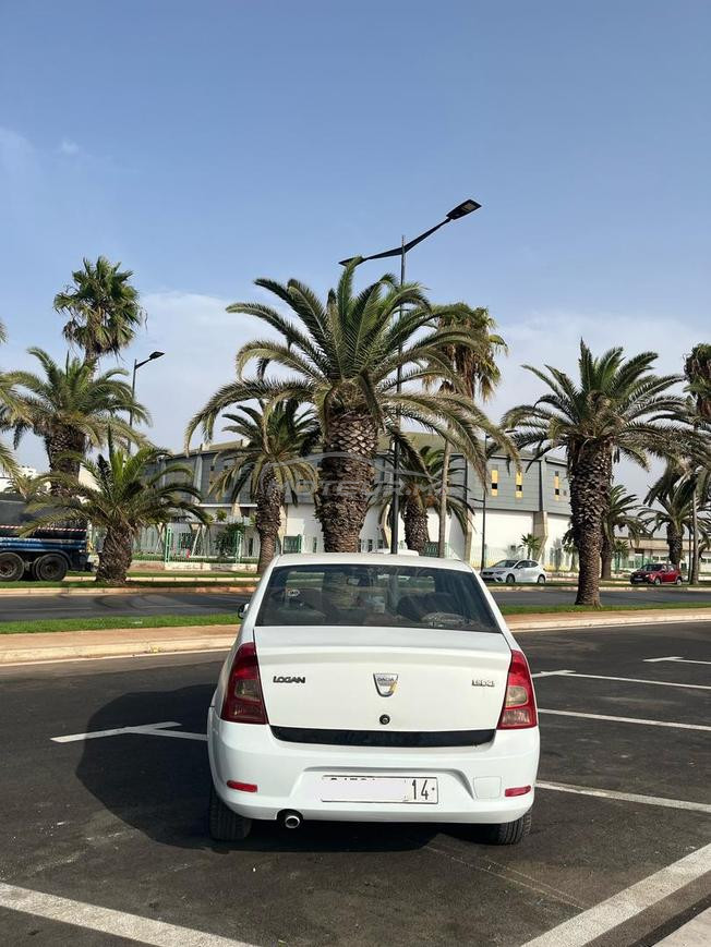 DACIA LOGAN 2011