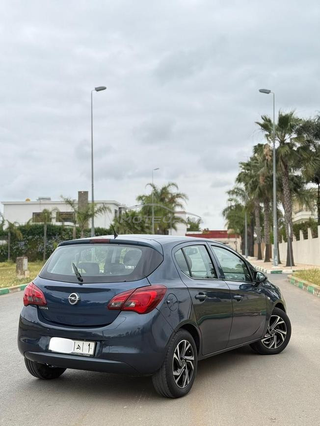 voiture d'occasion en très bon état 