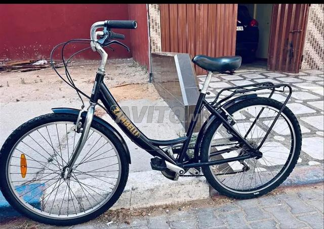 دراجة هوائية جيدة من الألومنيوم، نظيفة - 2
