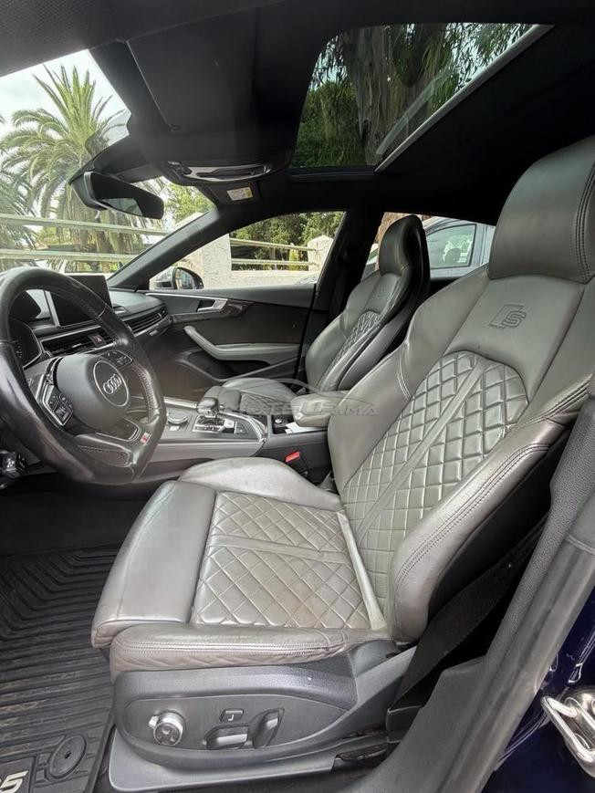 Audi S5  2017 à Casablanca