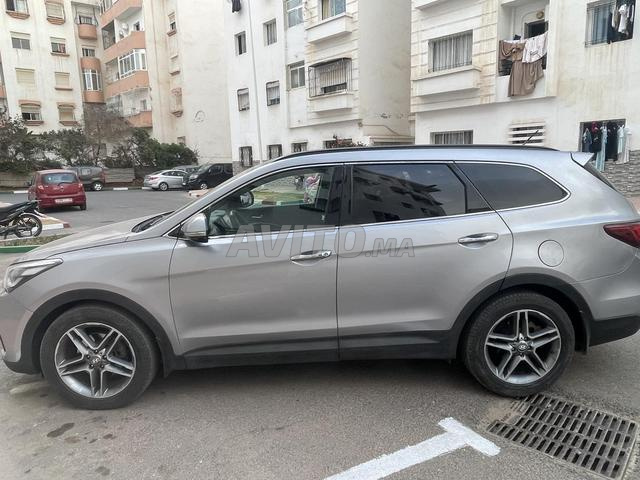 HYUNDAI. GRAND SANTA FE - 2