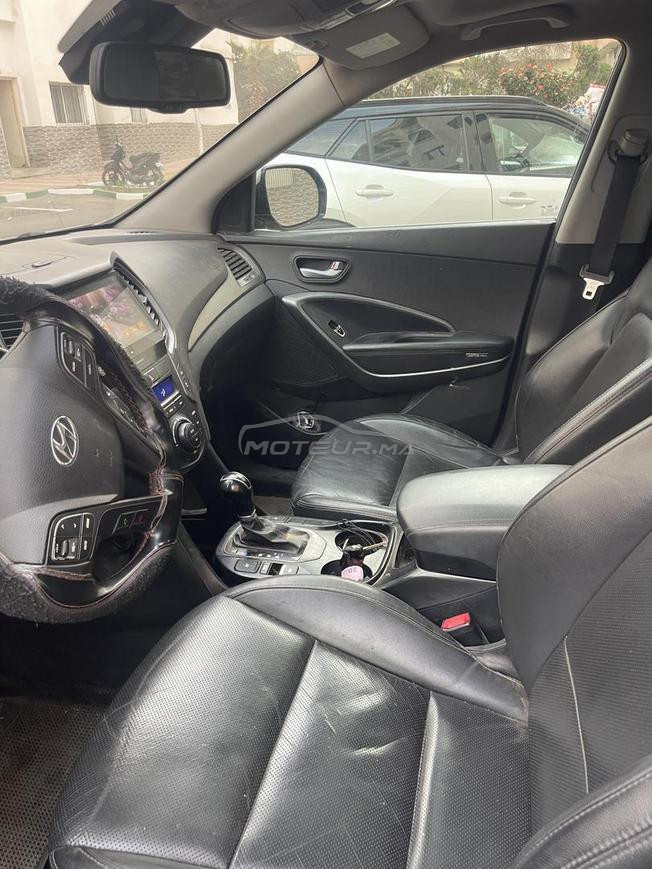 HYUNDAI. GRAND SANTA FE