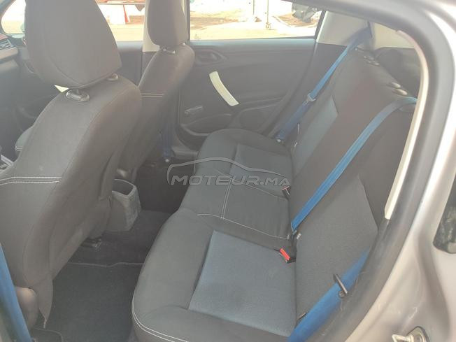 Peugeot 208 essence 
