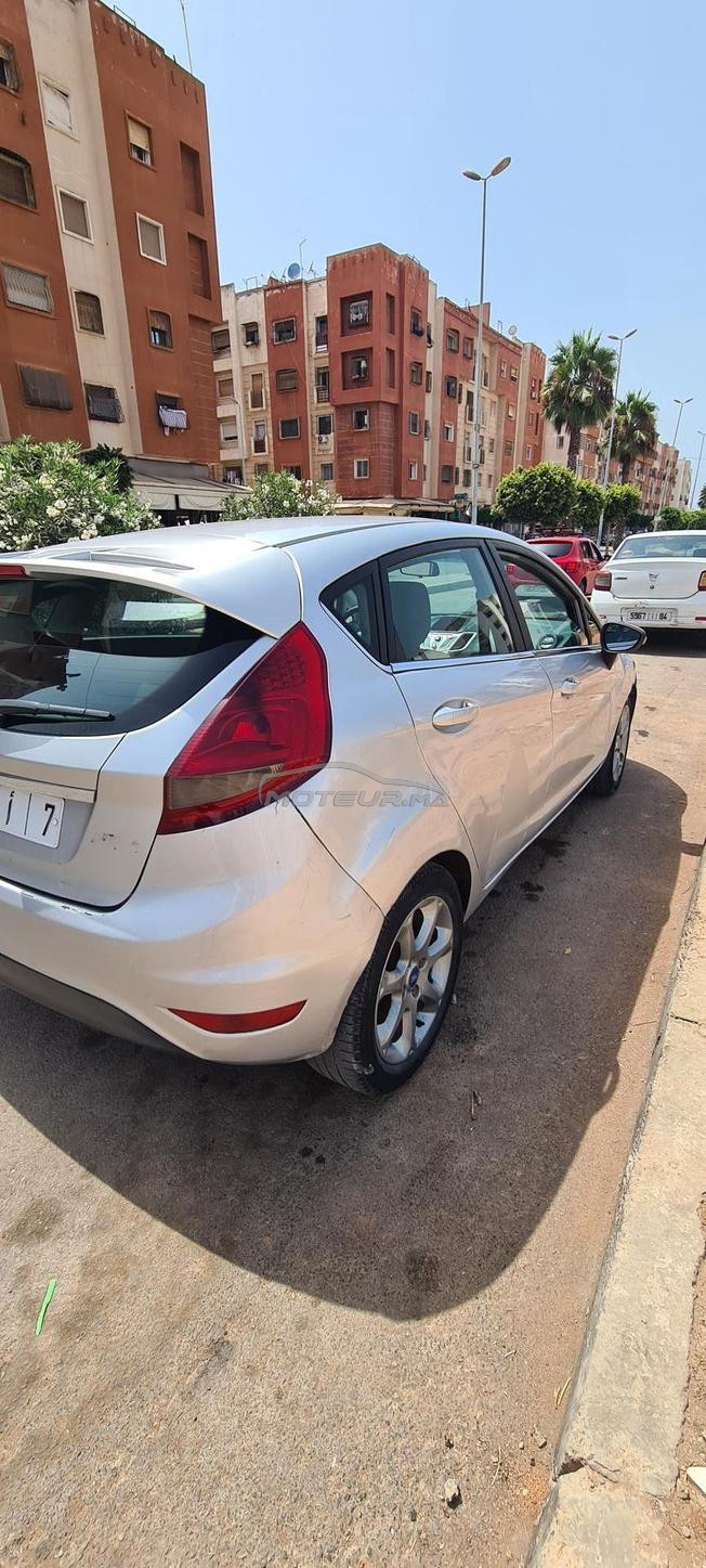 سيارات للبيع