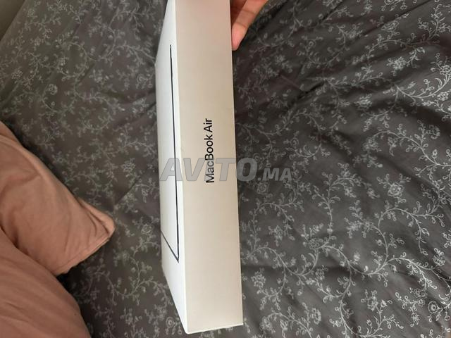 ماك بوك اير 13 بوصة M5 - 2