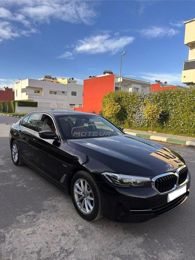 BMW 530e électrique essence 