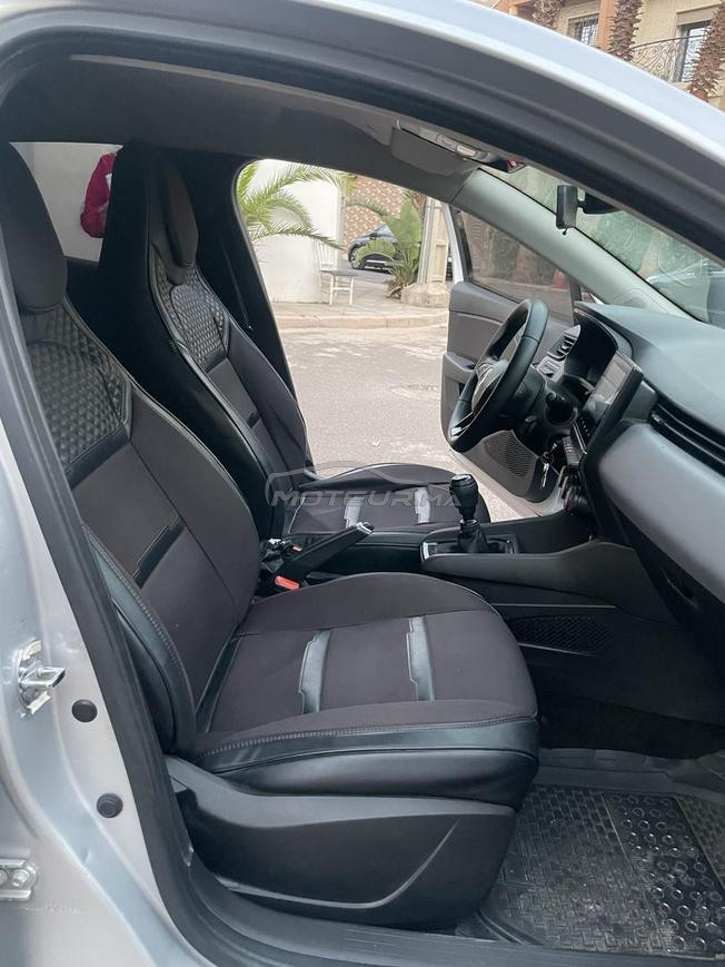 🚗 Renault Clio 5 2022  - 160.000 km