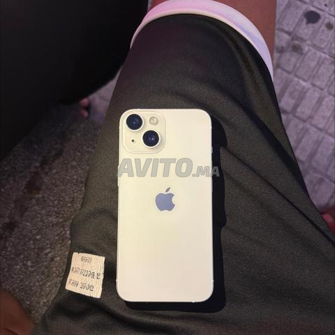 iPhone 14 normal propre 128 Go 88 batterie