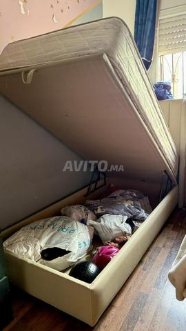 2 LITS ENFANTS AVEC MATELAS ET COFFRE - 2