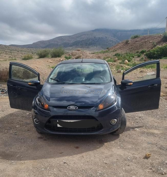FORD FIESTA ESSENCE 2011