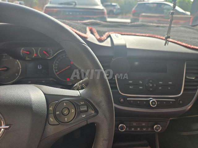 Opel Crossland Diesel Manuelle 2020 à Casablanca - 2