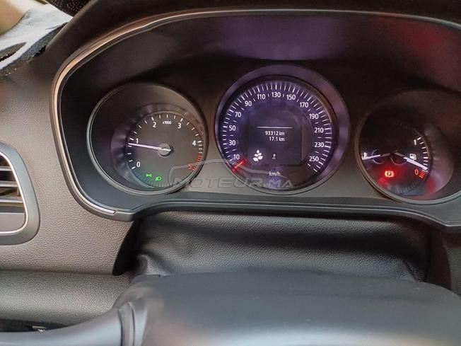 RENAULT. Megane
