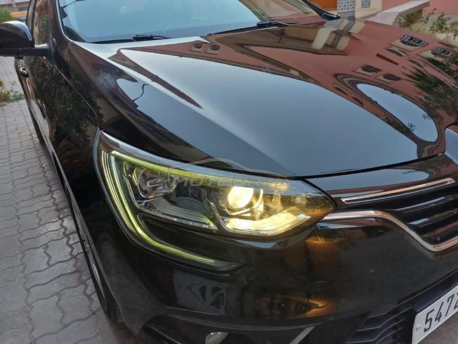 RENAULT. Megane