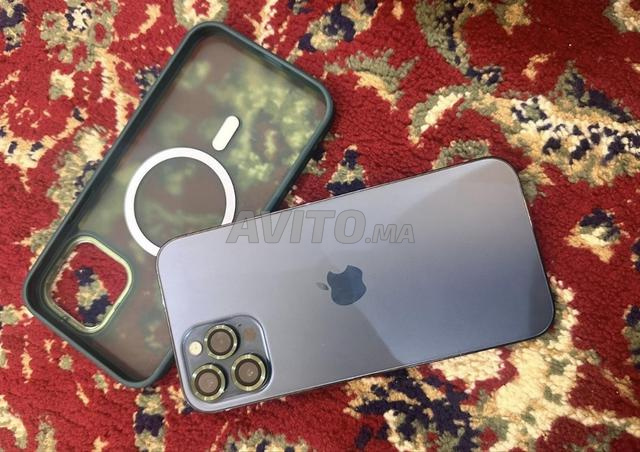 iPhone 12 Pro Max 128Go Bleu Pacifique - Très Bon État