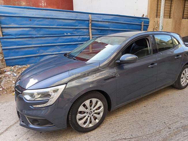 voiture en très bonne état 