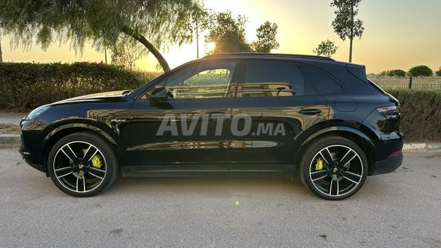 PORSCHE CAYENNE HYBRIDE