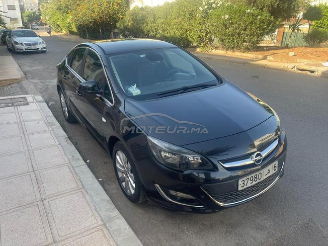 Opel Astra Diesel Manuelle 2014 à Casablanca