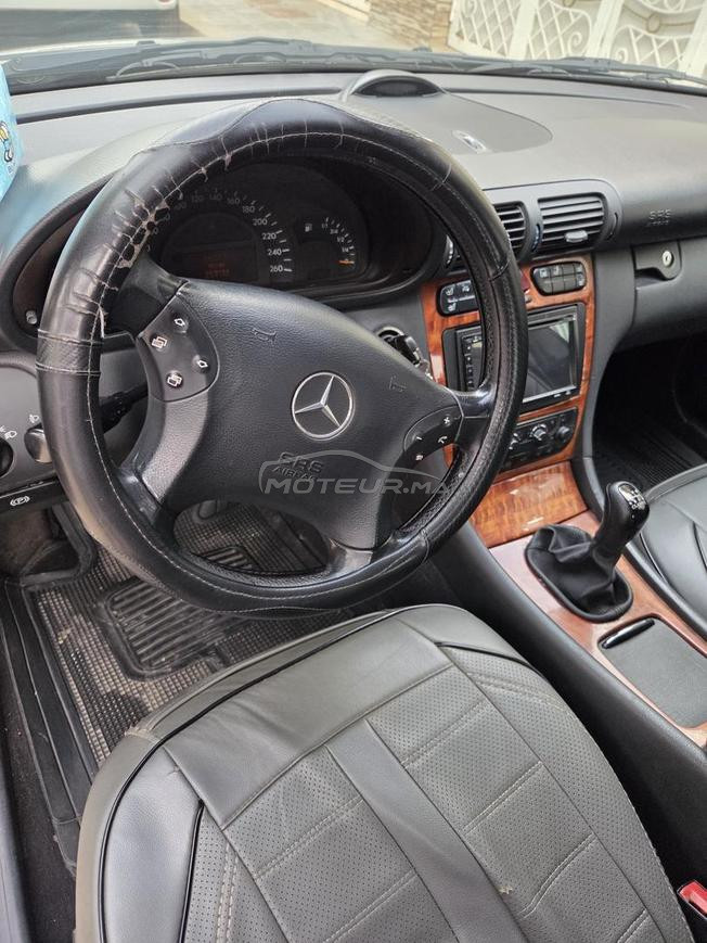 Mercedes 220