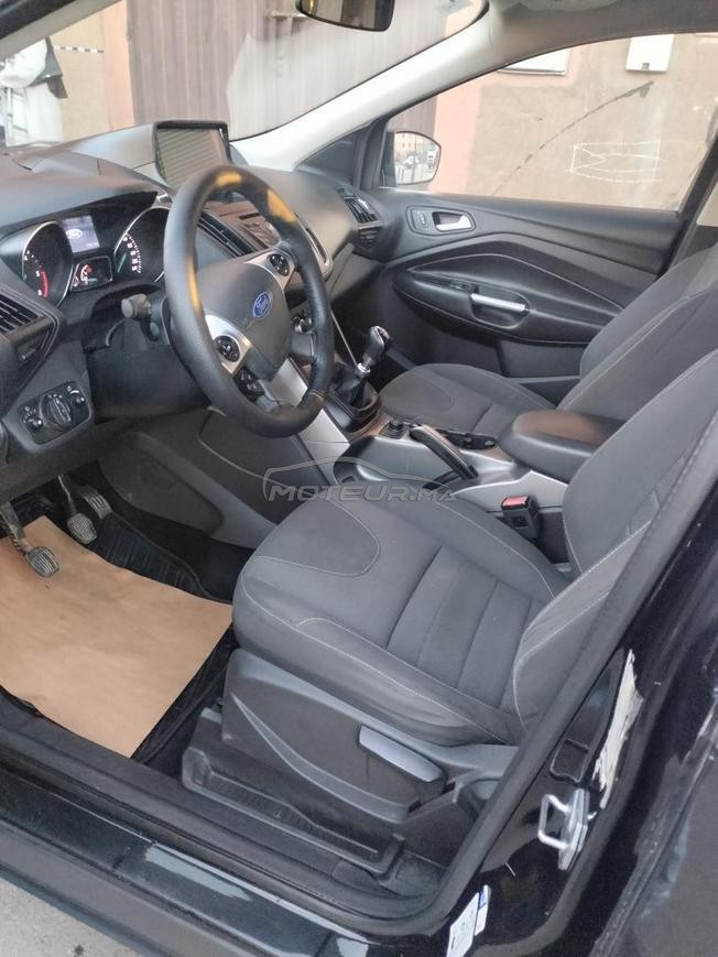 Ford Kuga 2016 propre 
