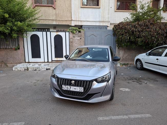 Peugeot 208 Diesel Manuelle 2023 à Agadir