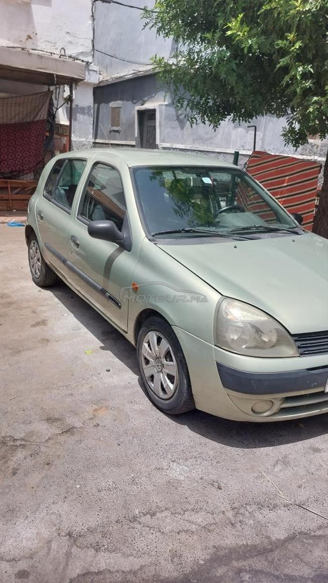 clio 2 model 2002 