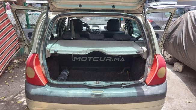 clio 2 model 2002 
