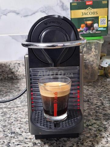 Machine à café Nespresso Krups Pixie (Fabriquée en Suisse) - 2