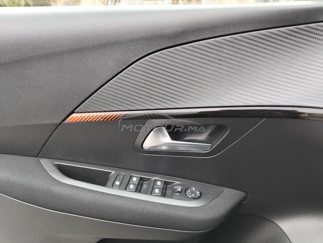 voiture d'occasion Peugeot 208 année 2023