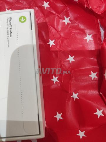 iPhone 17 Pro Max, neuf dans sa boîte - 2