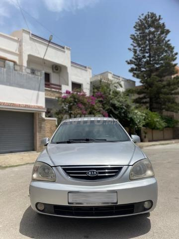 Kia Carens modèle 2005 propre à Tetouan - 2