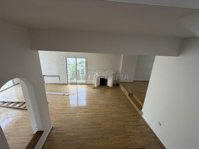 TRIPLEX MODERNE À LOUER QUARTIER EL MANAR - 2